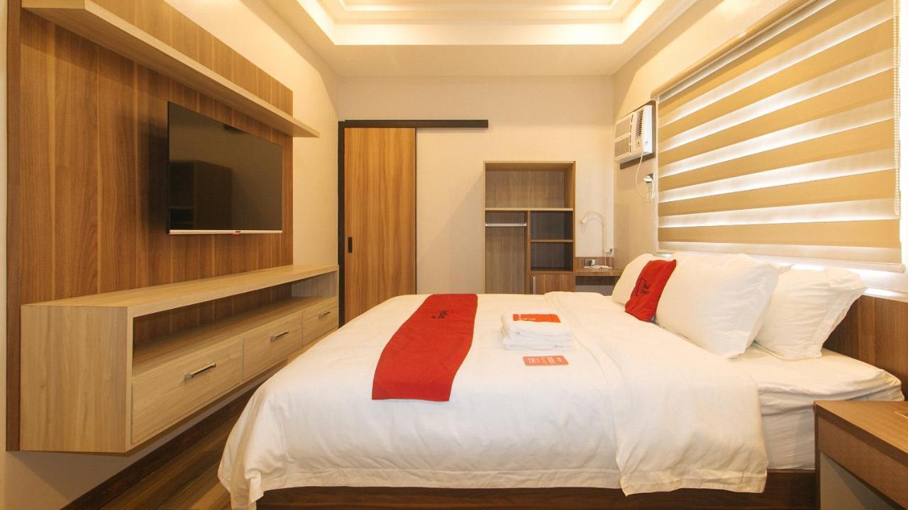 Reddoorz Plus @ Bez Tower And Residences San Juan San Juan  Kültér fotó
