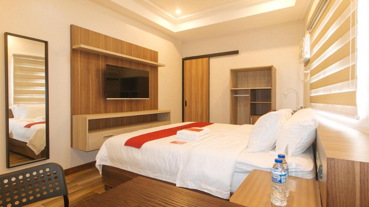 Reddoorz Plus @ Bez Tower And Residences San Juan San Juan  Kültér fotó