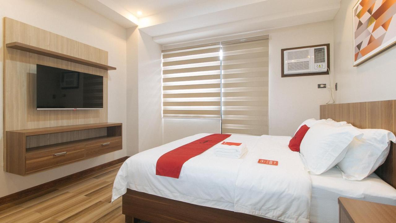 Reddoorz Plus @ Bez Tower And Residences San Juan San Juan  Kültér fotó